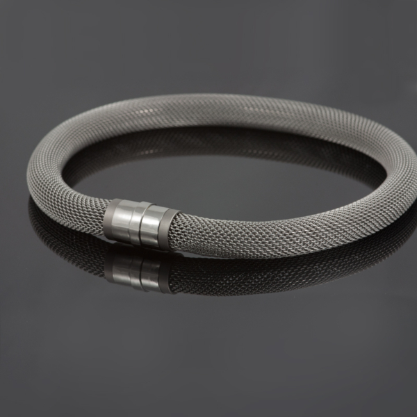 Collier ‘Milanetic’, 14 mm, helemaal grijs met grijs titanium